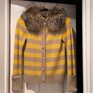 Robert Rodriguez Cashmere Sweater w/ removable raccoon fur collar. Size M.